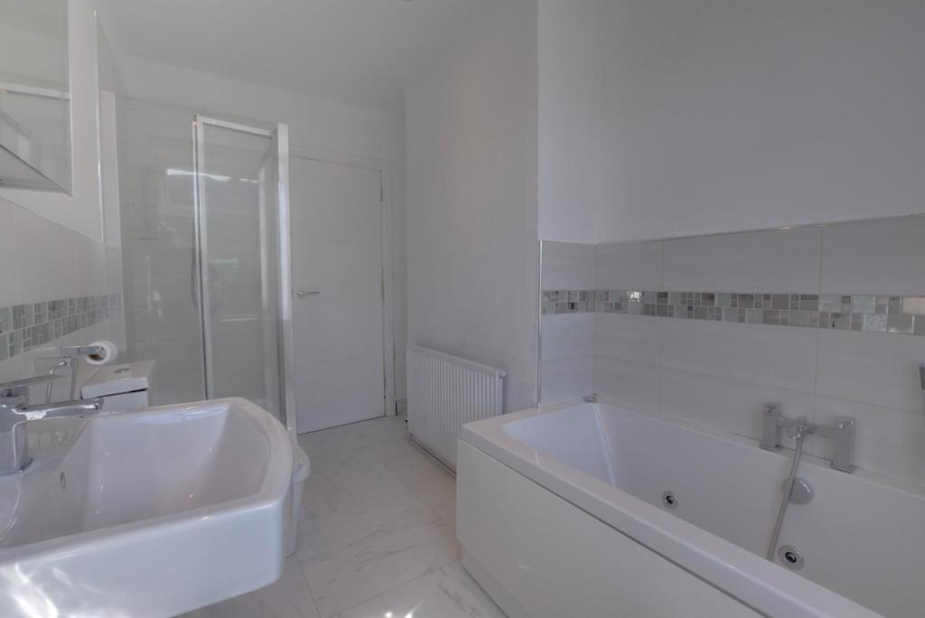Bath 2.jpg