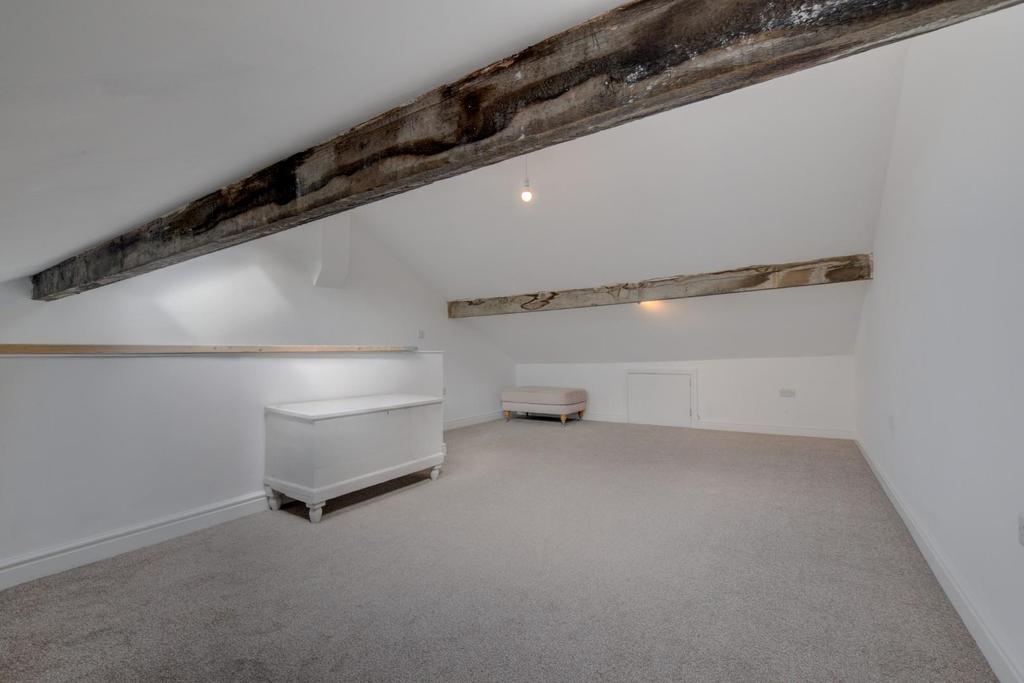 Attic 1.jpg