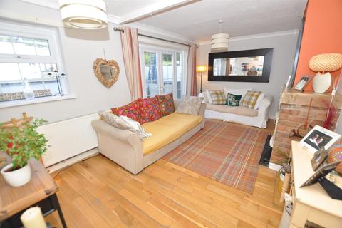 4 bedroom semi-detached house for sale - Wood End, Pendine, Carmarthen