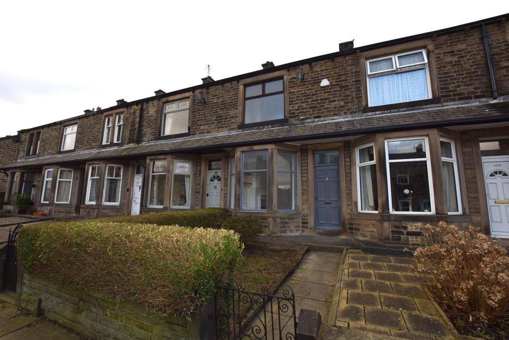Langroyd Road, Colne 2 bed terraced house £595 pcm (£137 pw)
