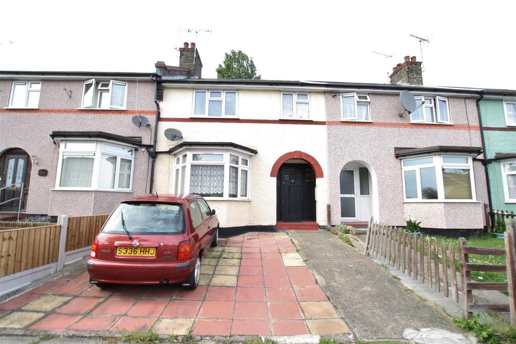 Kent Avenue, LeighOnSea 3 bed terraced house £1,225 pcm (£283 pw)