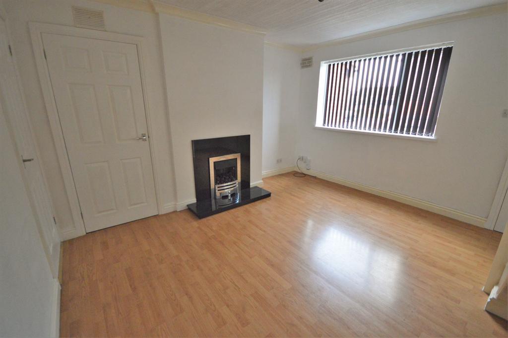 Alport Way, Wigston, LE18 3WN 2 bed townhouse £750 pcm (£173 pw)