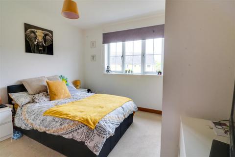 94 Kendal, Purfleet, RM19 1LL