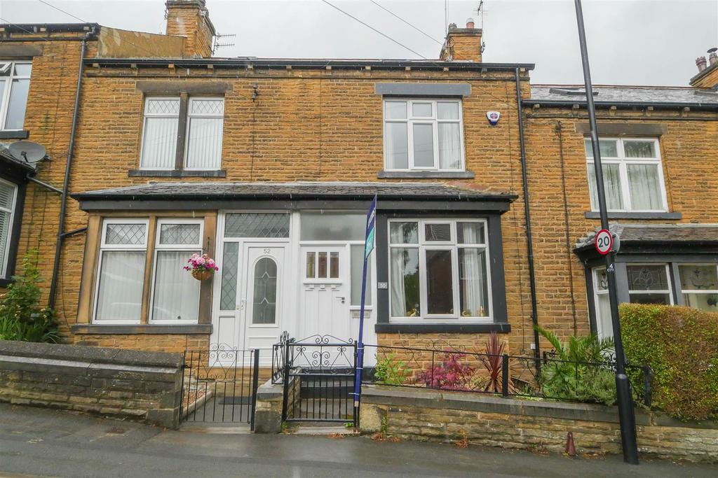 Croft Street, Farsley, LS28 5HA 4 bed terraced house £290,000