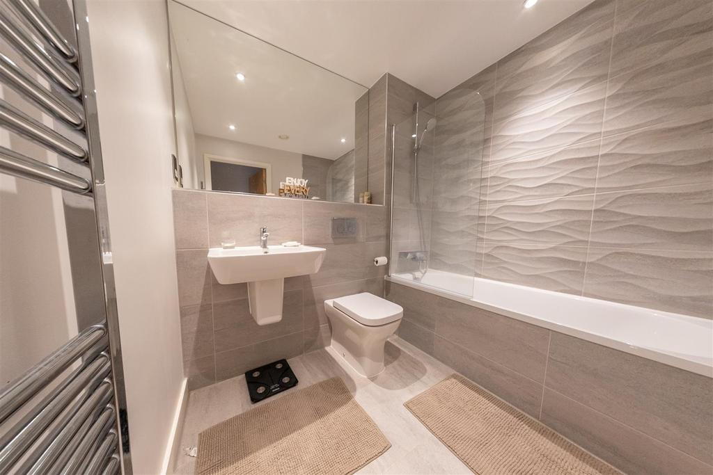 Bathroom 1 Hope Quay 13 Real Estate Photography by