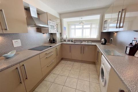 2 bedroom apartment for sale, High Legh, Marine Drive, Fairhaven, Lytham