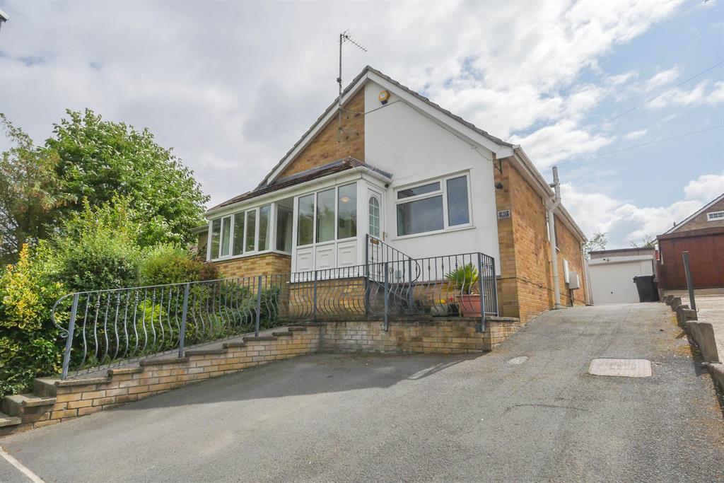 High Street, Farsley, LS28 5LH 4 bed property £395,000