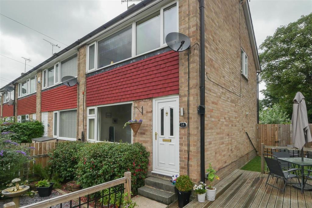 Sunfield, Stanningley, LS28 6DE 3 bed end of terrace house £240,000