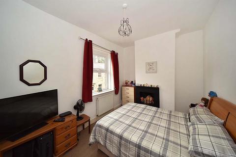 2 bedroom terraced house for sale, Wellington Road, Bollington,
