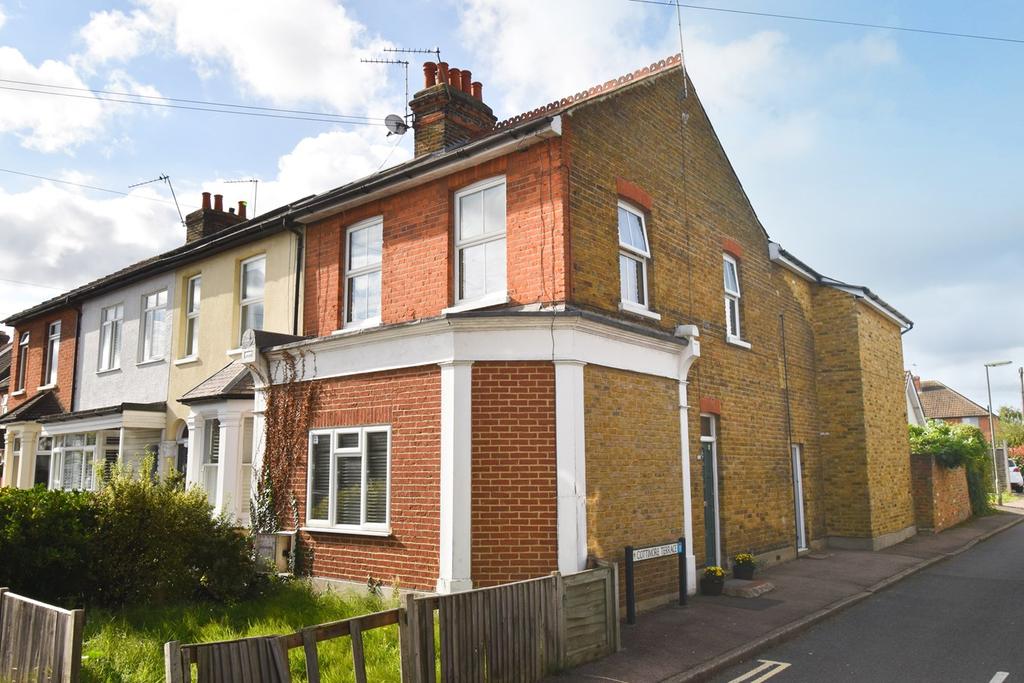 Cottimore Lane Walton On Thames Kt Bed Apartment