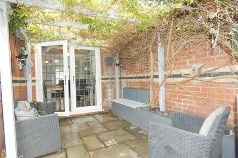 26 Byron Close, Ettiley Heath, Sandbach, CW11 3GF