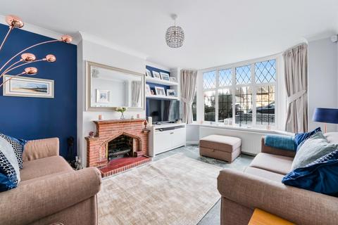 58 The Glade, Epsom, KT17 2HB