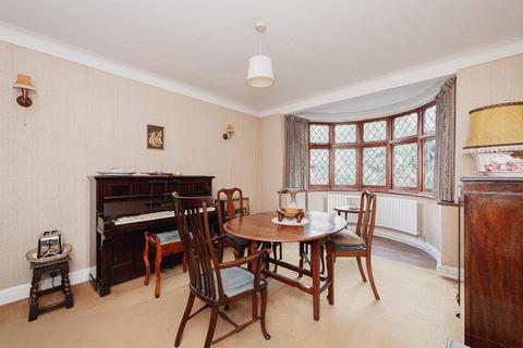 201 London Road, Ewell, Epsom, KT17 2BT