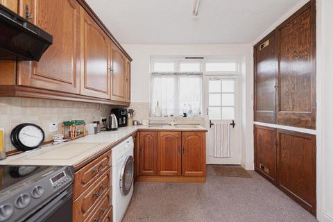 201 London Road, Ewell, Epsom, KT17 2BT