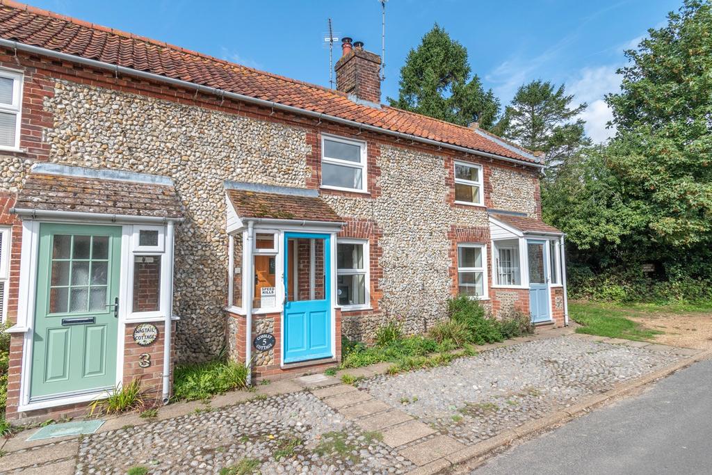 The Street, Kettlestone, NR21 2 bed terraced house £240,000