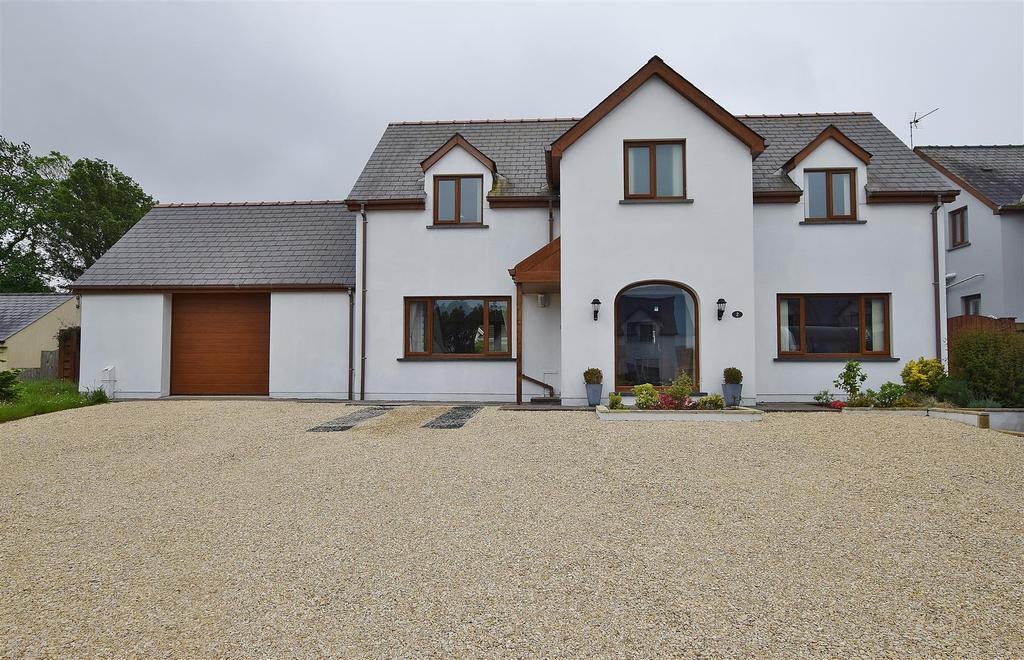 Burton 5 bed detached house for sale £530,000