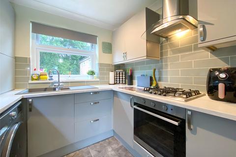 69 Mill Lane, Oxted, RH8 9DS