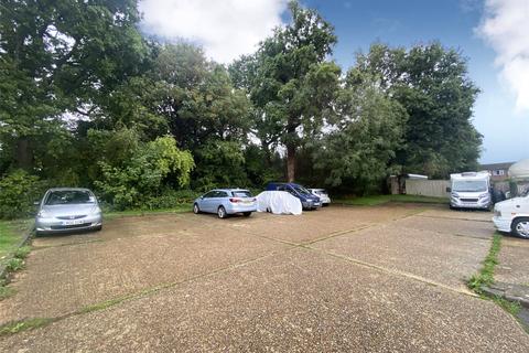 69 Mill Lane, Oxted, RH8 9DS