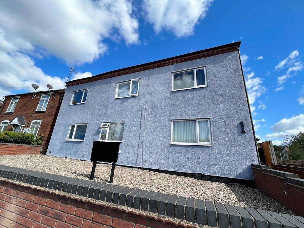 Warwick Road, Olton, Solihull 1 bed flat £625 pcm (£144 pw)