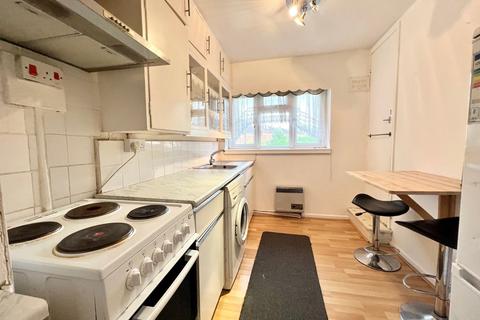 2 bedroom maisonette for sale - Bodington Road, Four Oaks, Sutton Coldfield, B75