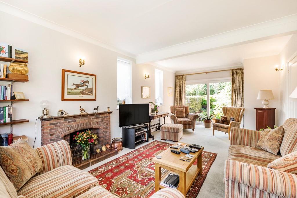 Westlands Grove, York 4 bed house £625,000
