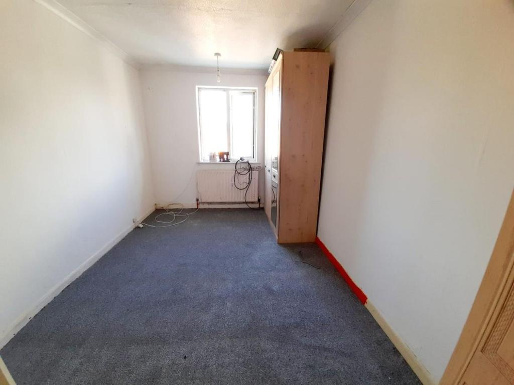 Queensfield, Gainsborough 3 bed house for sale £140,000