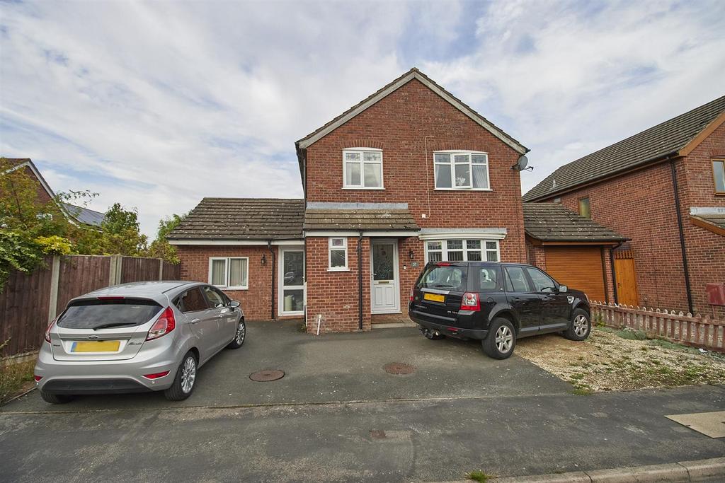 Elwell Avenue, Barwell 4 bed detached house £310,000