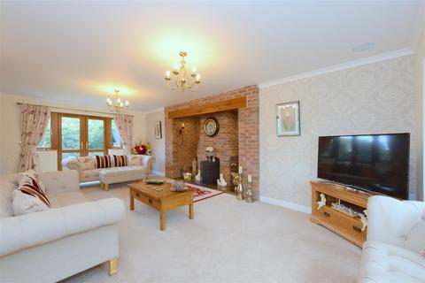 4 bedroom detached house for sale, Crew Green, Near Shrewsbury