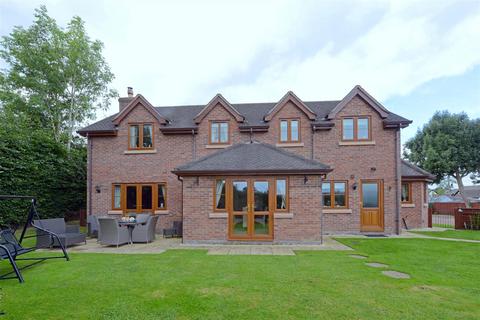 4 bedroom detached house for sale, Crew Green, Near Shrewsbury