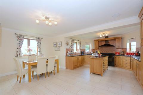 4 bedroom detached house for sale, Crew Green, Near Shrewsbury