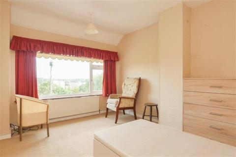 34 Aston Grove, Leeds, LS13 2DL