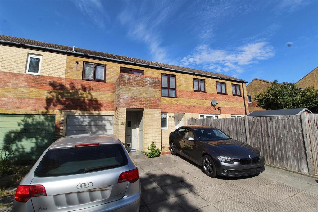 Plumstead Avenue, Milton Keynes 2 bed for sale £215,000