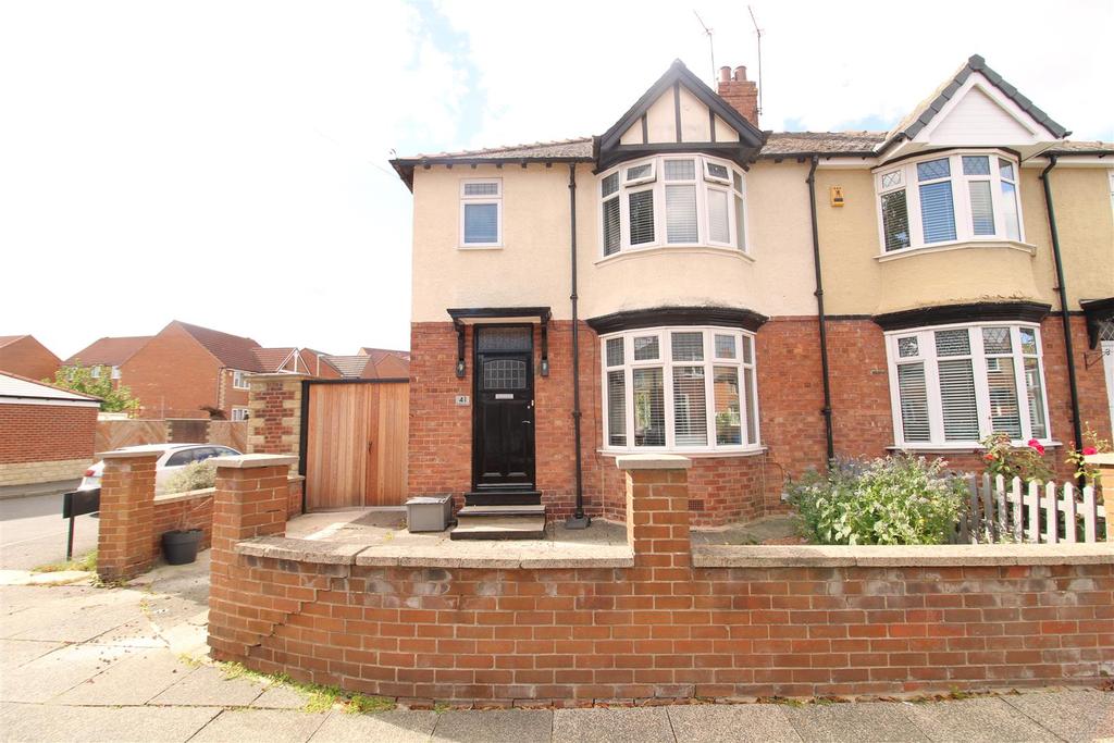 Brinkburn Drive, Darlington 3 bed semidetached house for sale £185,000