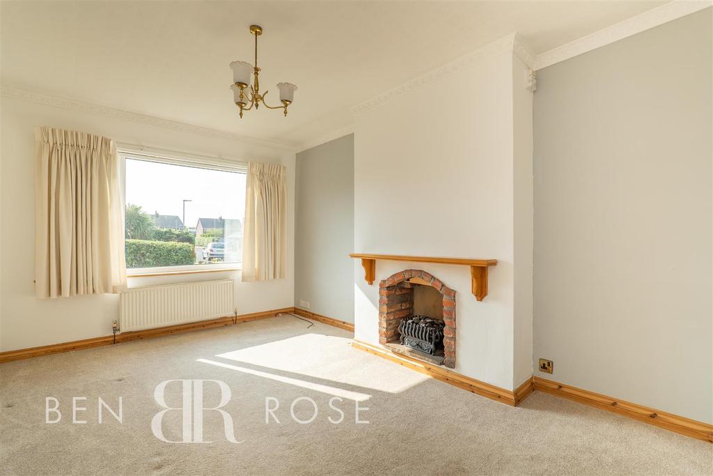 Yew Tree Avenue, Euxton, Chorley 2 bed bungalow £179,995