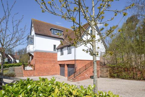 17 Hereward Mount, Stock, Ingatestone, CM4 9PS