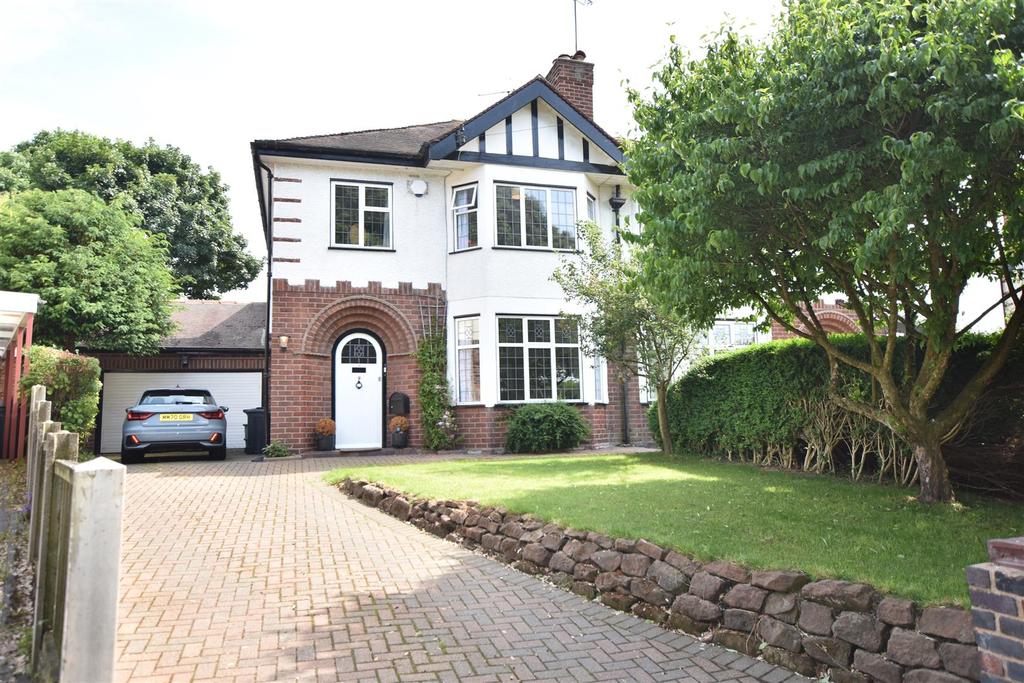 Abbots Park, Chester 4 bed semidetached house £595,000