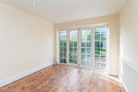 7 Abingdon Drive, Ruddington, Nottingham, NG11 6FX