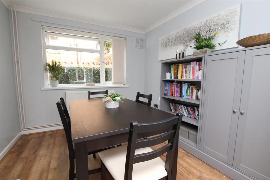 Dining Room.JPG