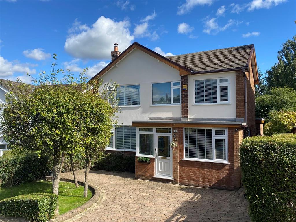 Dystelegh Road, Disley, Stockport 4 bed detached house for sale £485,000