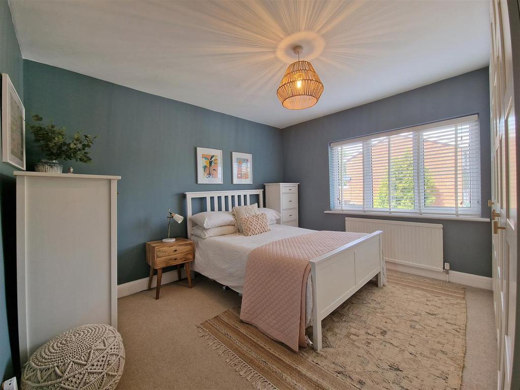 Bedroom 2.jpg