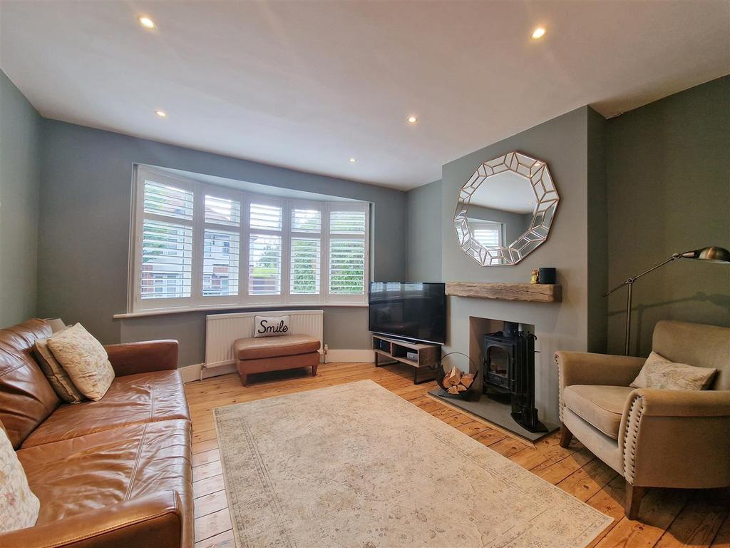 Front room.jpg