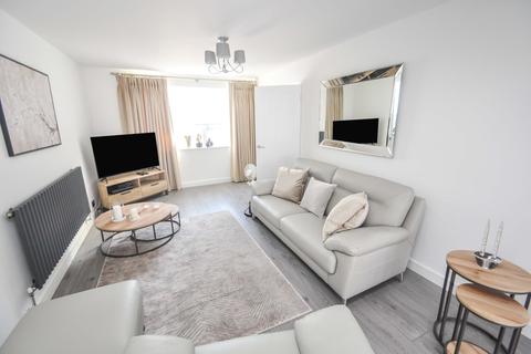 2 bedroom detached house for sale - Mayne Crest, Chelmsford, CM1