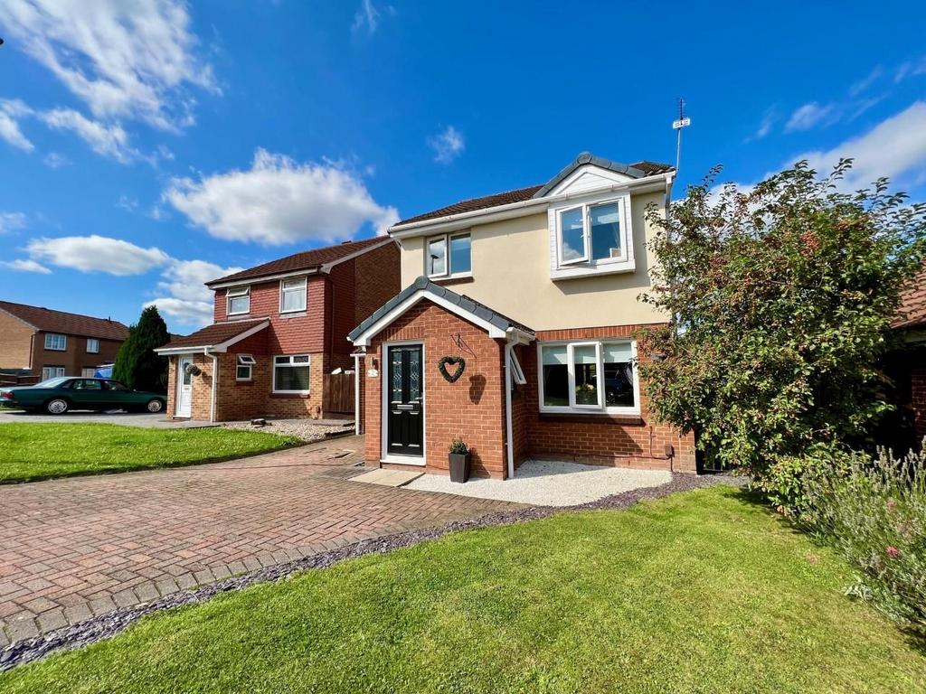 Brenkley Close, Norton, StocktonOnTees 3 bed detached house £240,000