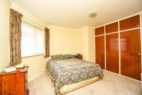 2 bedroom flat for sale, Linton Court, Linton Road, Hastings