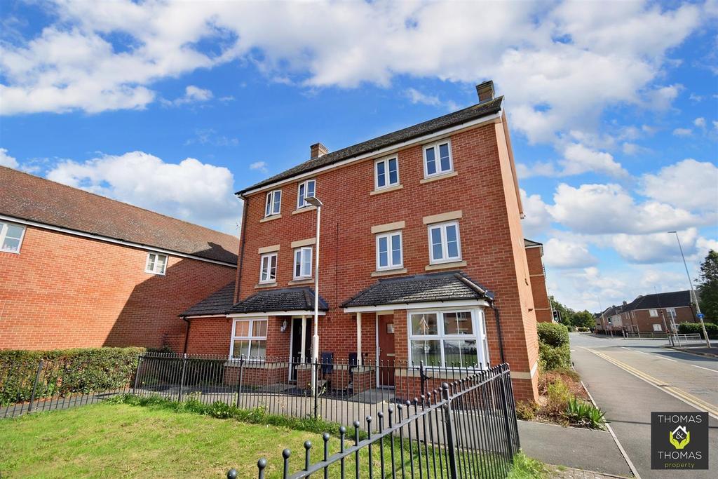 Valley Gardens, Kingsway 5 bed semidetached house for sale £325,000