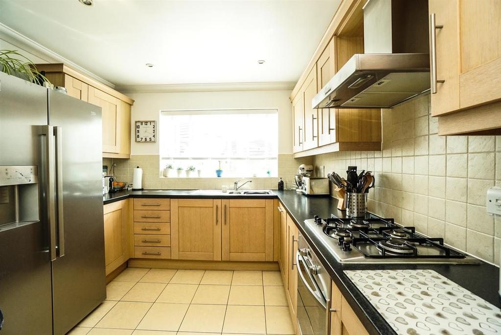 Welton Rise, St. LeonardsOnSea 4 bed townhouse £425,000