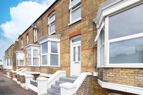 4 bedroom townhouse for sale - Upper Grove, Margate