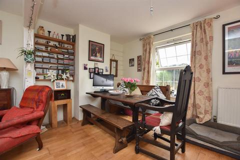 6 Eversley Crescent, St Leonards-on-sea, TN37 6QF