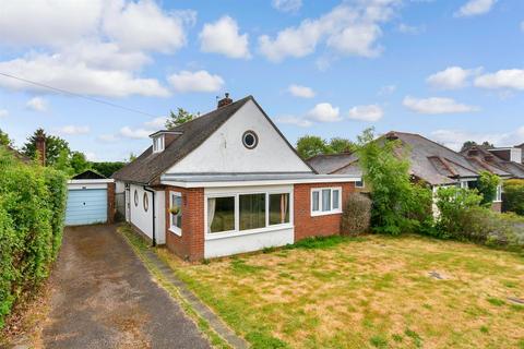 24 Gatesden Road, Fetcham, Leatherhead, KT22 9QR