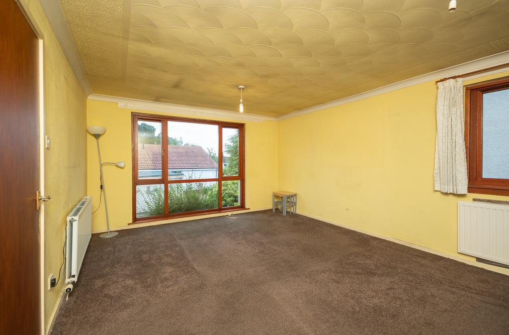 Banks Crescent, Crieff PH7 3 bed detached bungalow £225,000